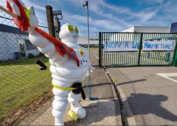 funcionarios-da-michelin-protestam-contra-fechamento-de-fabrica-na-franca