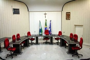 acompanhe-aqui-no-site-toda-semana-o-que-foi-discutido-nas-sessoes-da-camara
