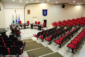 a-camara-municipal-e-seus-vereadores-convidam-a-todos-a-prestigiar-as-sessoes-ordinarias-toda-segunda
