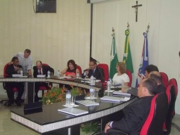 posse-dos-vereadores-eleitos-e-mesa-diretora-para-2013-2014