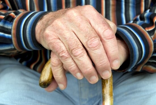 camara-vota-projeto-que-eleva-de-70-para-75-anos-aposentadoria-compulsoria-dos-servidores