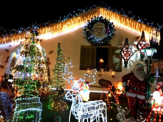 decoracao-natalina-requer-cuidados-na-instalacao-eletrica