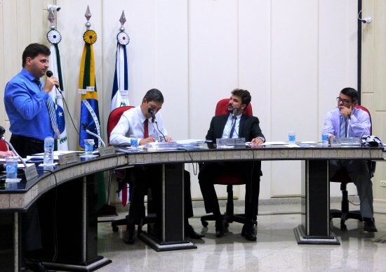 camara-aprova-projeto-que-destina-imoveis-publicos-nao-utilizados-a-criacao-de-hortas-comunitarias