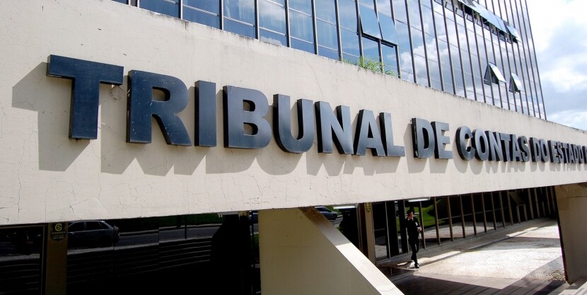 camara-recebe-parecer-previo-das-contas-do-executivo-referente-a-2013