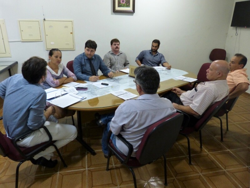 comissao-de-estudos-do-reurb-dialoga-com-ministerio-publico-judiciario-executivo-e-municipes