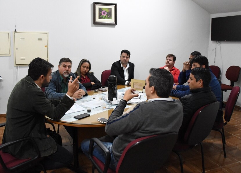 secretario-de-industria-e-comercio-se-reune-com-a-comissao-especial-de-incentivo-a-geracao-de-empregos