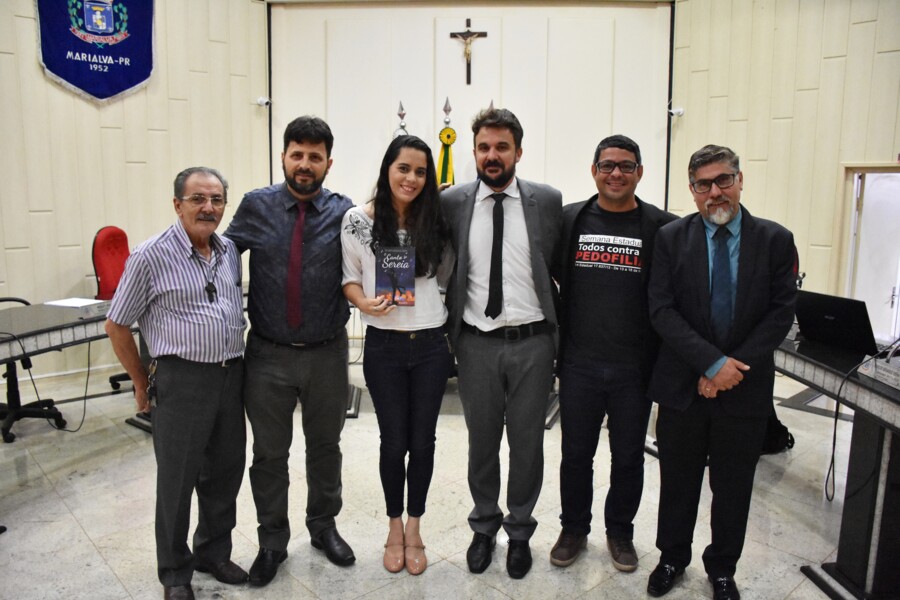 conheca-a-historia-da-marialvense-que-lancou-um-livro-na-bienal-do-rio