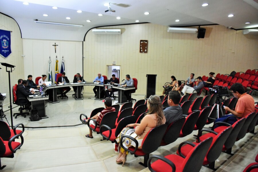 camara-autoriza-prefeitura-aditar-r-50-mil-em-convenio-para-compra-de-medicamentos