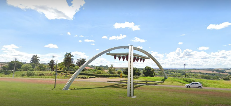 monumento-do-parreiral-de-uva-de-marialva-ganhara-o-nome-de-abilio-nagib-neme