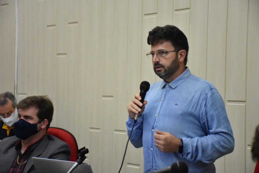 projeto-obriga-administracao-municipal-a-adotar-e-mail-e-whatsapp-como-meio-de-convocacao-de-candidatos