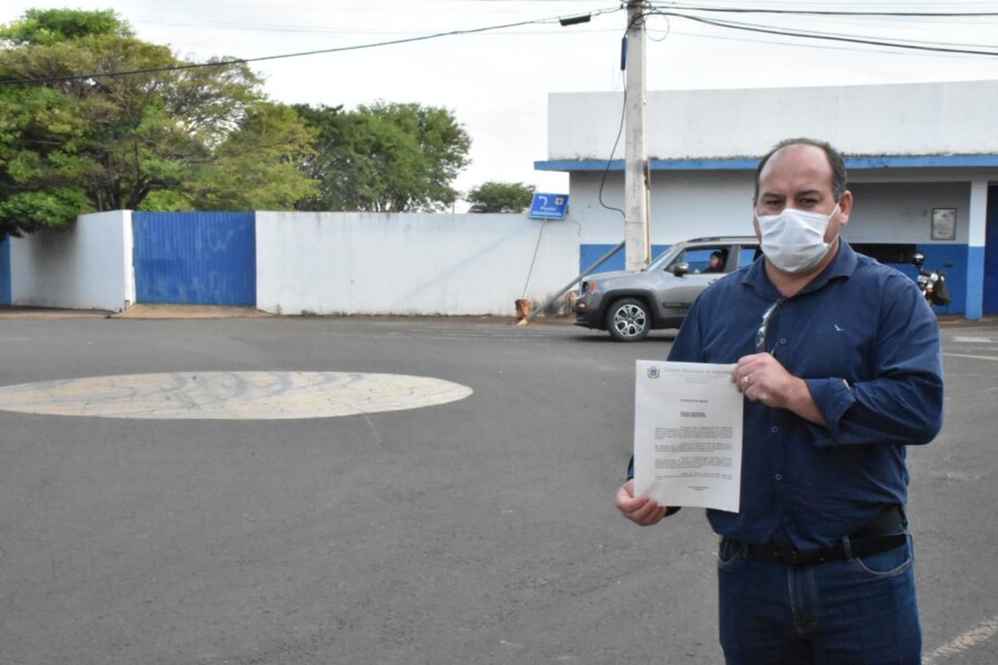 vereador-paulinho-sugere-instalacao-de-rotatoria-com-tachoes-em-frente-ao-estadio-braz-clementino-de-mendonca