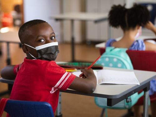 em-marialva-volta-a-ser-obrigatorio-uso-de-mascaras-em-escolas-e-transporte-escolar