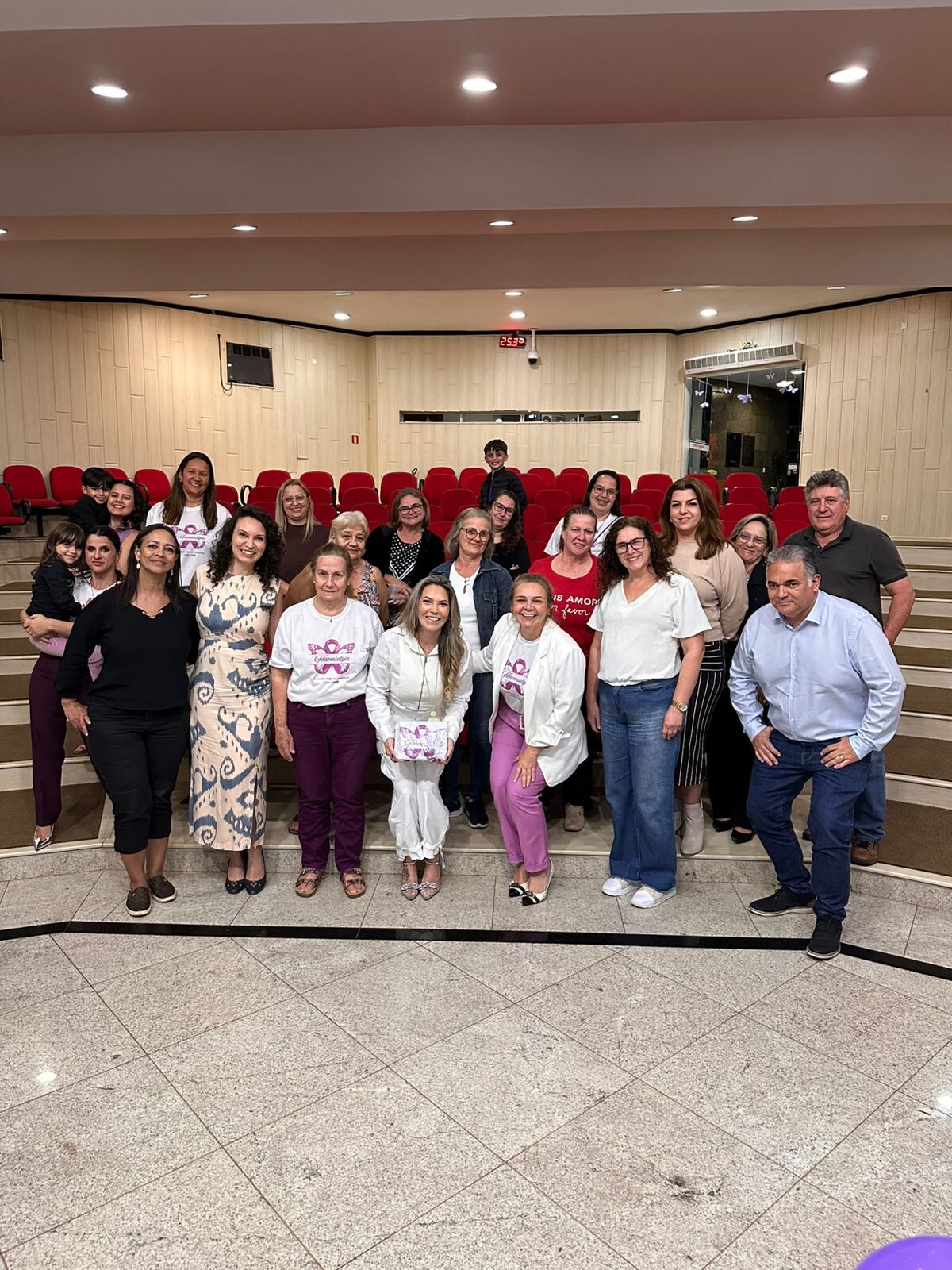 encontro-com-mulheres-que-convivem-com-fibromialgia-debate-os-impactos-da-sindrome-invisivel