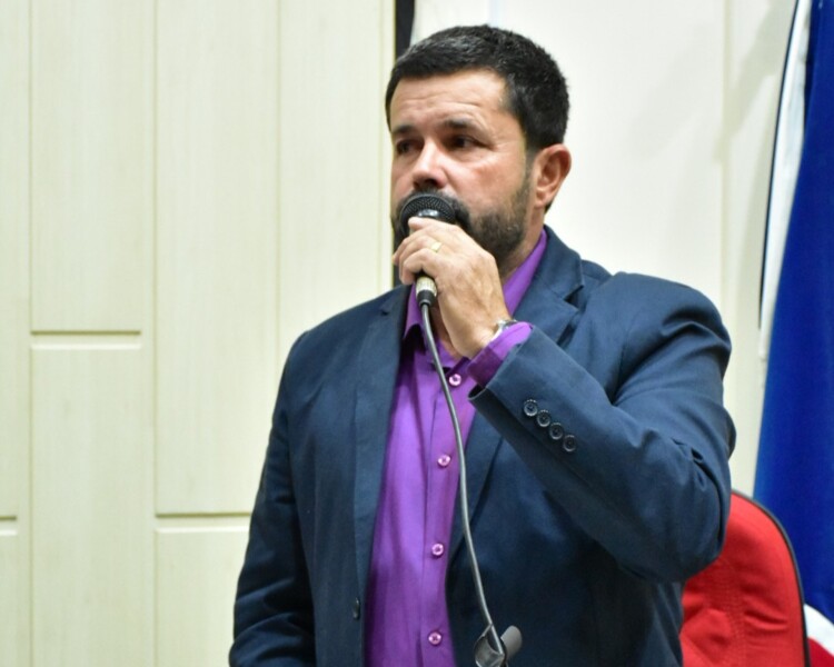 camara-aprova-projeto-que-exige-qr-code-em-placas-de-obras-publicas